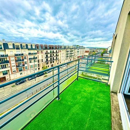 Cosy Proche Paris La Defense Apartment Sartrouville